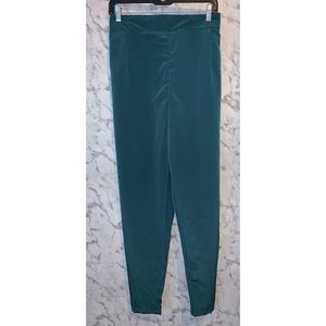 ✨NWOT Plus size pull on dress pants